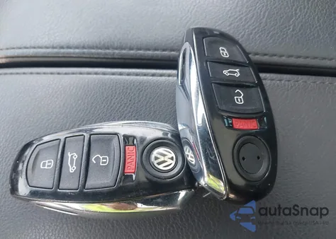 2013 Volkswagen Touareg Tdi Executive from USA, damaged, VIN WVGEP9BP7DD005836